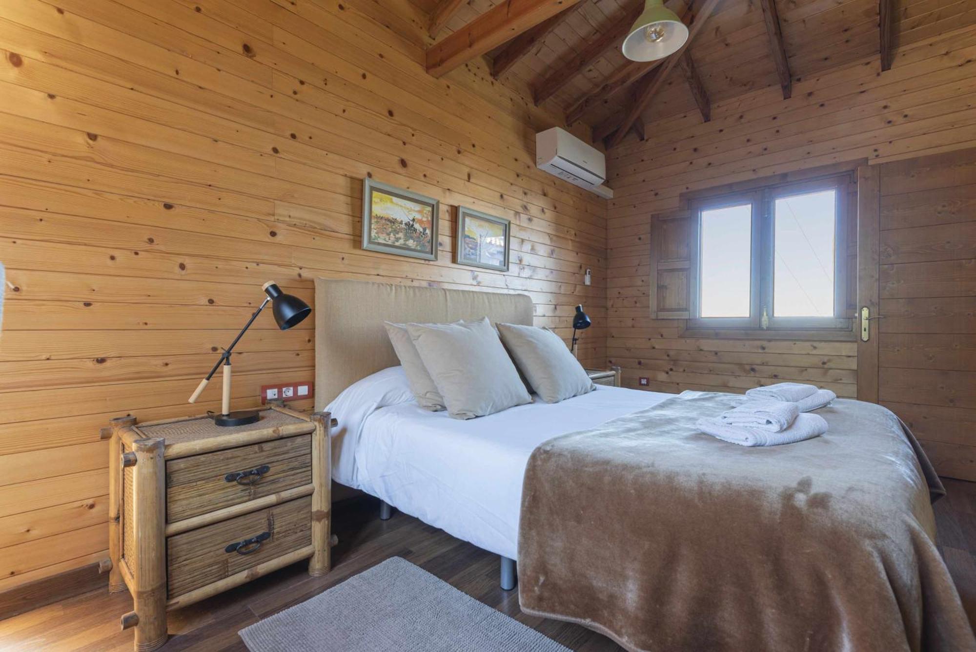 Villa Montana Ilusion Parking Wifi Bbk Y Vistas ลาโอโรตาวา ภายนอก รูปภาพ