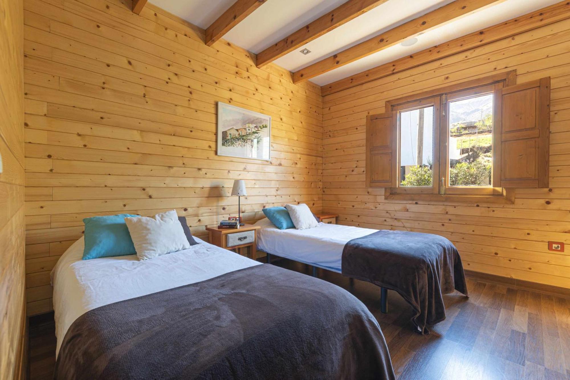 Villa Montana Ilusion Parking Wifi Bbk Y Vistas ลาโอโรตาวา ภายนอก รูปภาพ