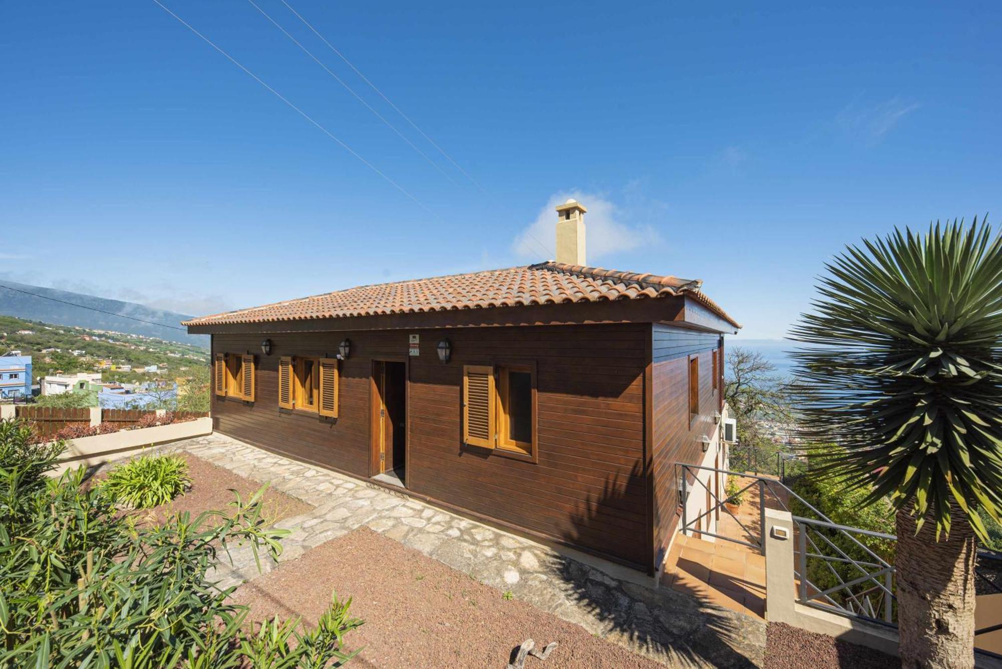 Villa Montana Ilusion Parking Wifi Bbk Y Vistas ลาโอโรตาวา ภายนอก รูปภาพ