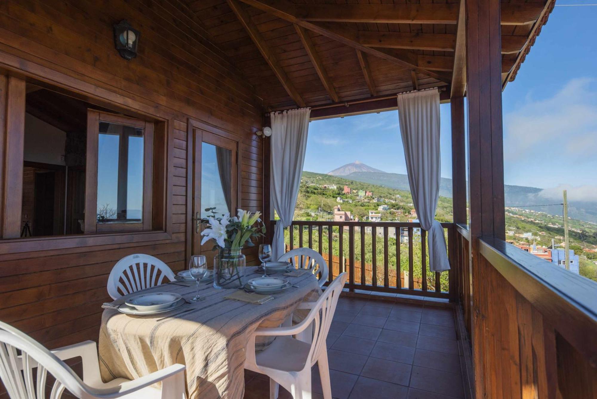 Villa Montana Ilusion Parking Wifi Bbk Y Vistas ลาโอโรตาวา ภายนอก รูปภาพ