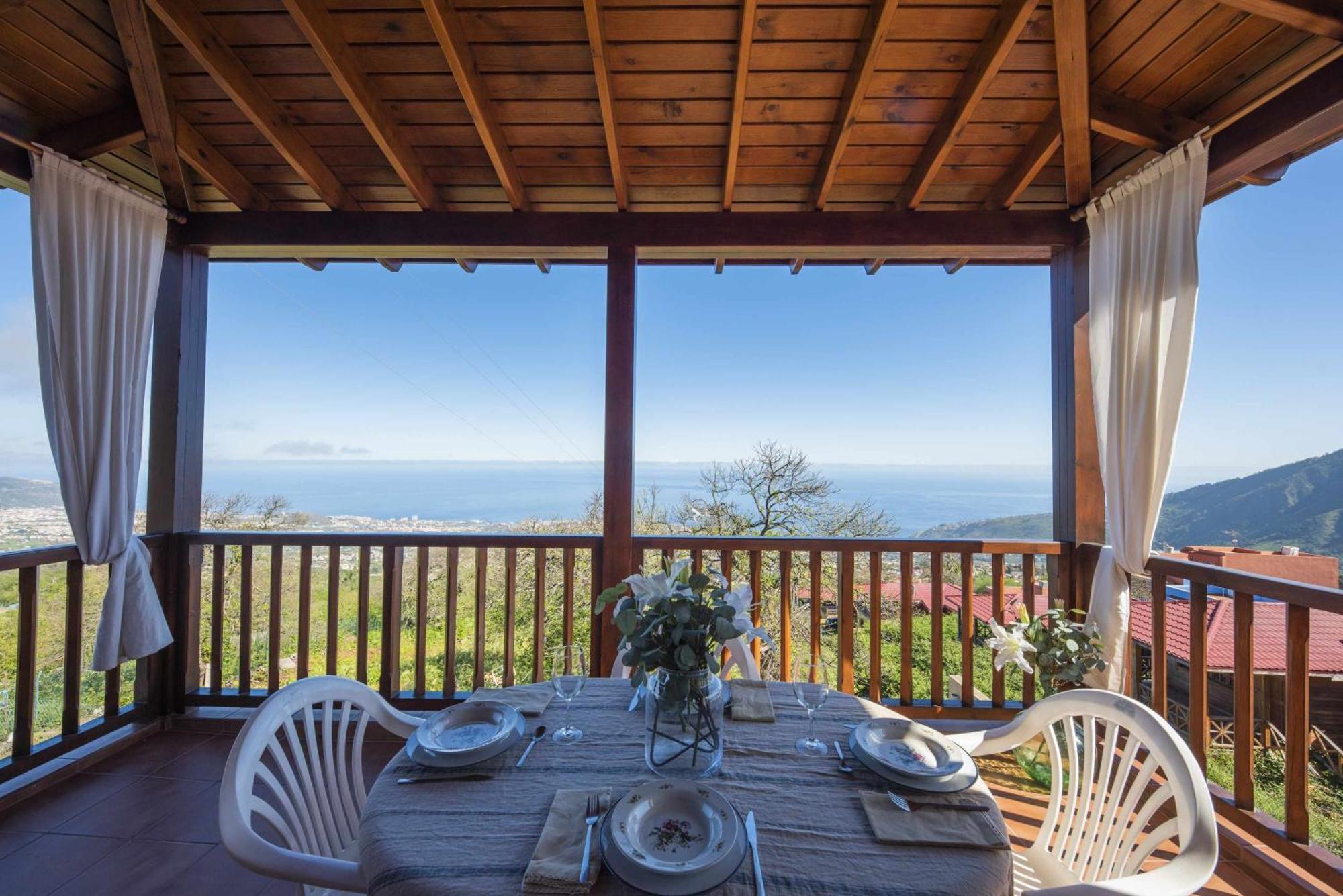 Villa Montana Ilusion Parking Wifi Bbk Y Vistas ลาโอโรตาวา ภายนอก รูปภาพ