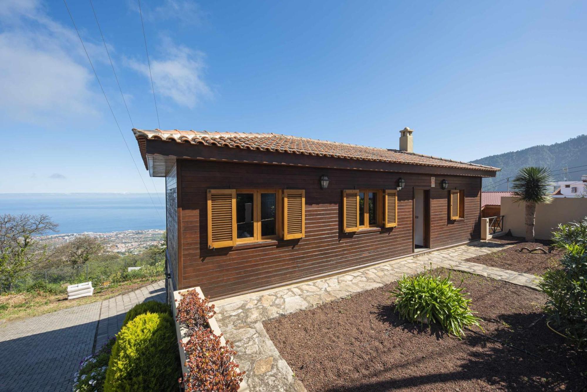 Villa Montana Ilusion Parking Wifi Bbk Y Vistas ลาโอโรตาวา ภายนอก รูปภาพ